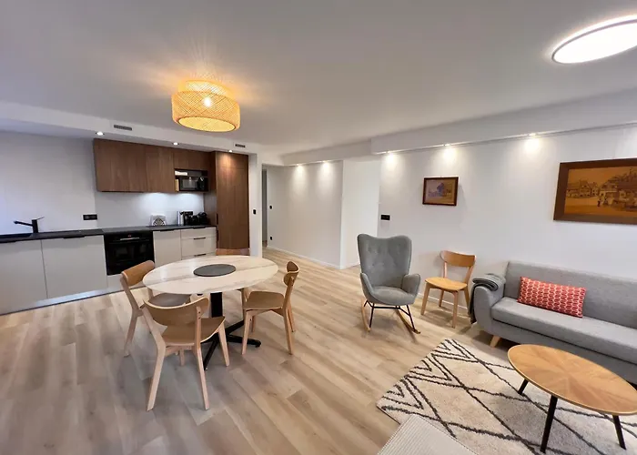 Lejlighed Petite Maison Climatisee Avec Garage Attenant *