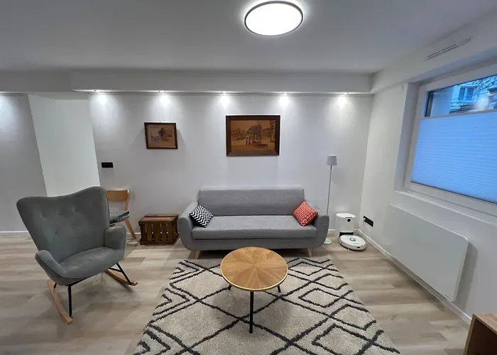 Petite Maison Climatisee Avec Garage Attenant Lejlighed