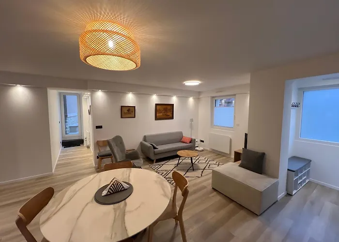 Petite Maison Climatisee Avec Garage Attenant Lejlighed *