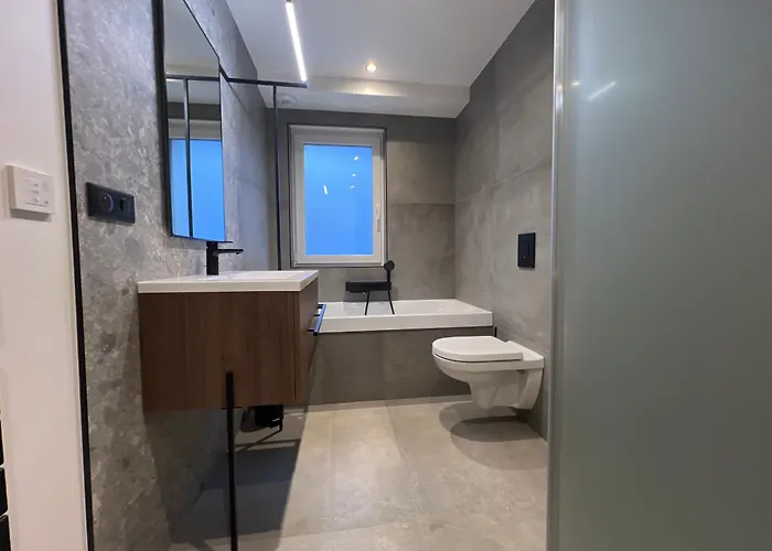 Petite Maison Climatisee Avec Garage Attenant Lejlighed *